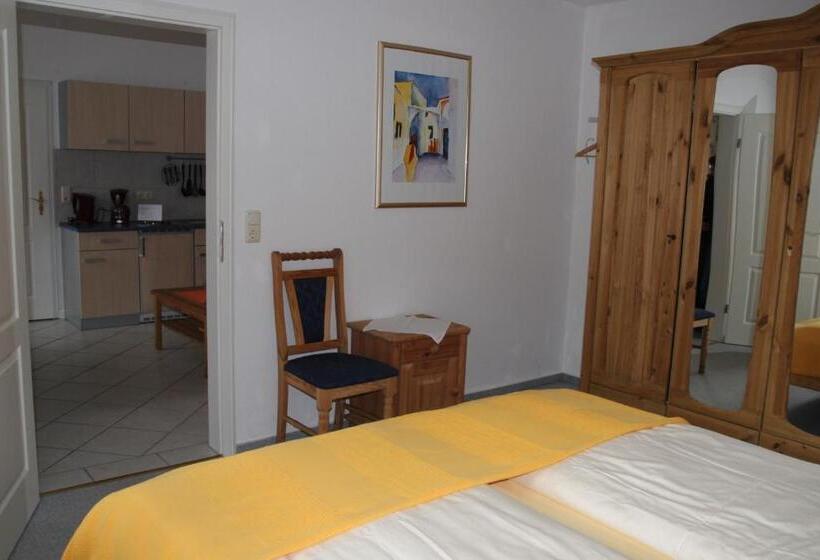 Апартаменты 1 Спальня Нижний Этаж, Bei Ulbrichs Hotel Garni & Catering