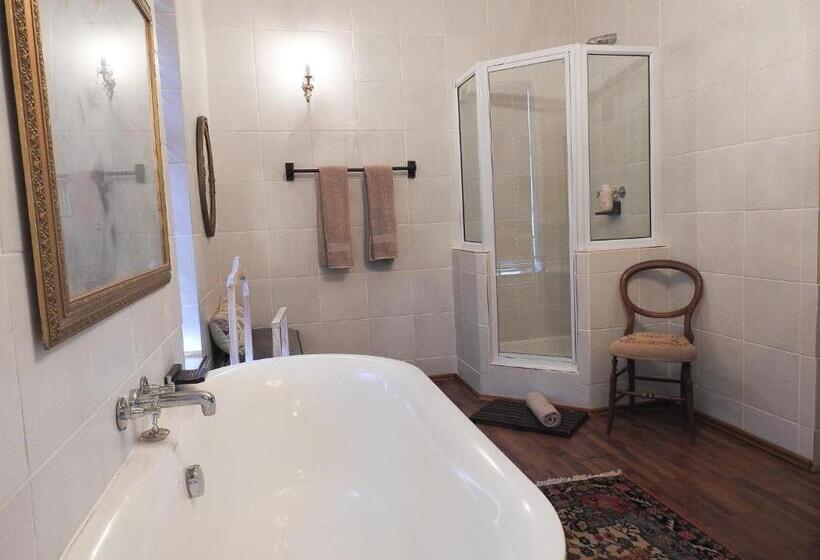 Номер Стандарт Трехместный, New Stone Manor