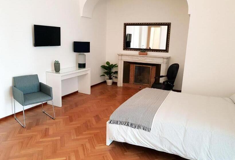 Номер Стандарт Вид на Сад, Borgoantico34   Luxury Room
