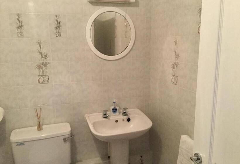 Номер Стандарт, Trem Hyfryd B&b