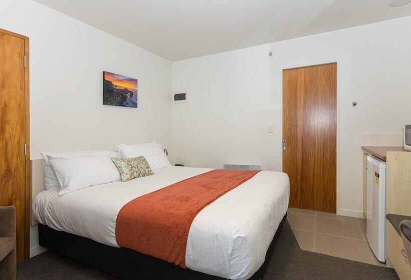 Студия Стандарт, Bella Vista Motel Dunedin