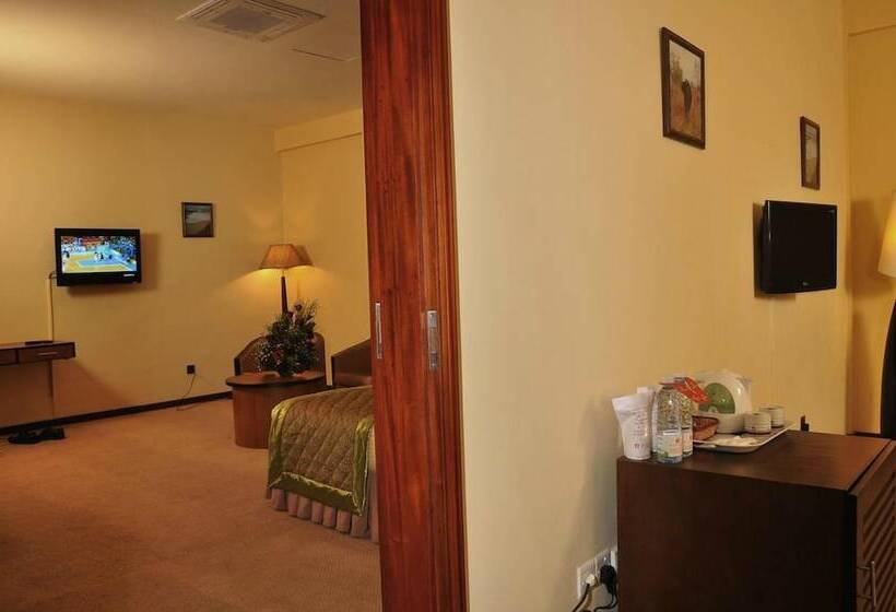 スイート, Ramada Katunayake