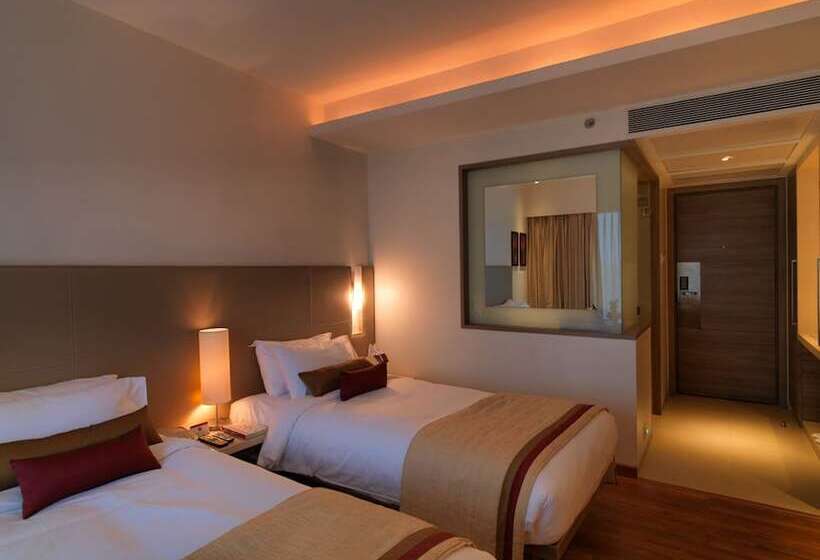 Номер Superior, Spree Shivai Hotel Pimpri