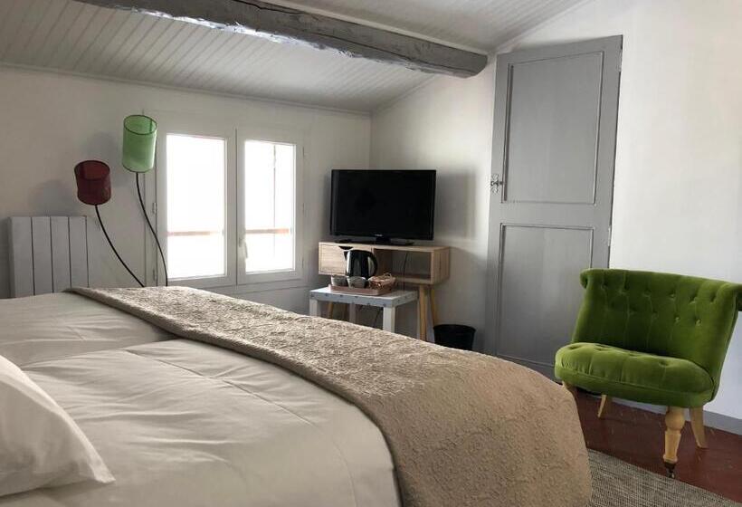 Номер Стандарт, La Maison De Jules