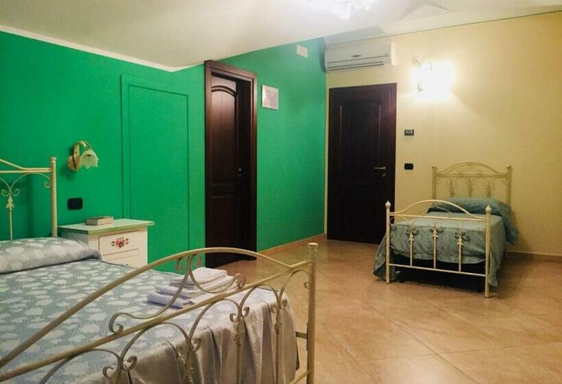 Номер Стандарт Трехместный, Agriturismo Le Anfore