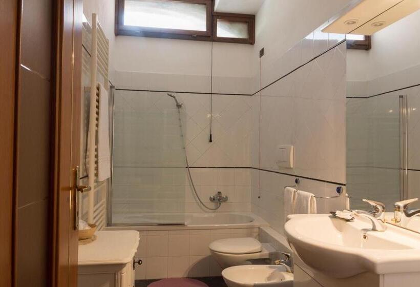 اتاق استاندارد, B&b Al Parco