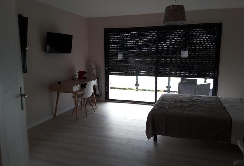 اتاق خانوادگی, Villa Vi Lyon Est Chambres D Hôtes