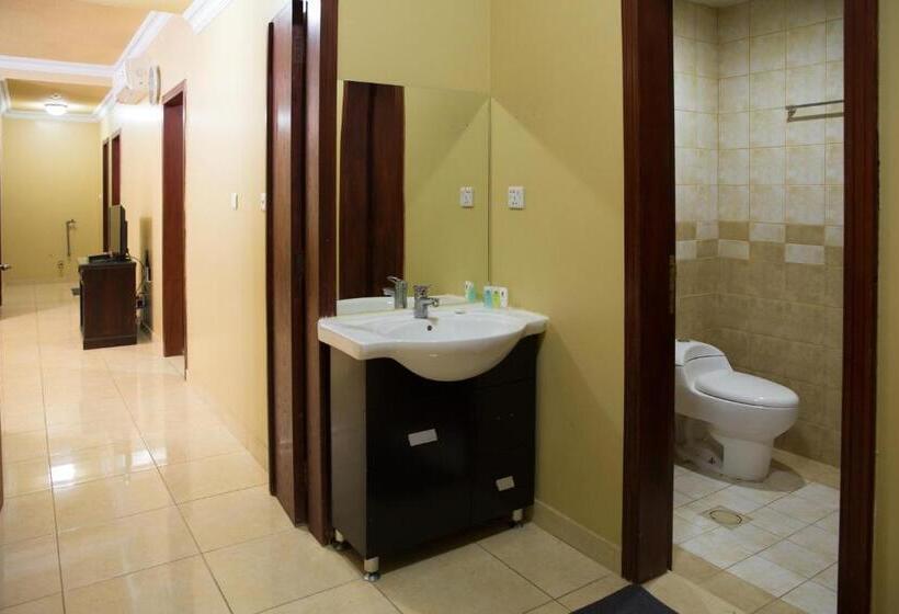 Апартаменты 3 Спальни, Massara House