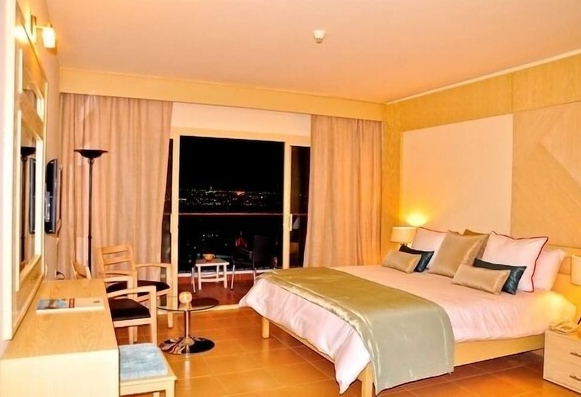 سوییت با چشم‌انداز دریا, Eden Rock Hotel Namaa Bay