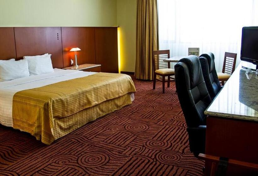 اتاق اجرایی با تخت بزرگ, Holiday Inn Puebla Finsa, An Ihg