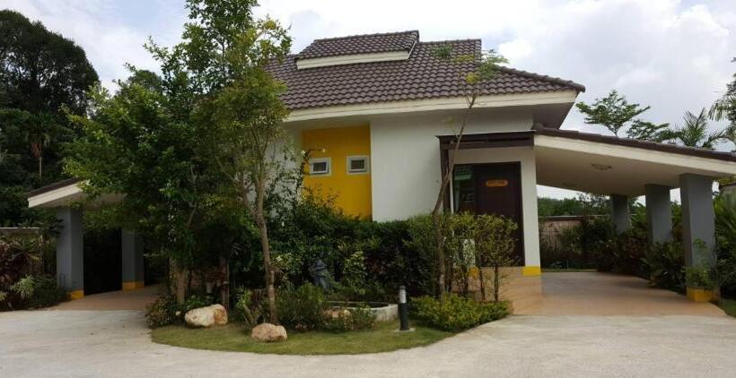 스탠다드 룸, Dusita Grand Resort