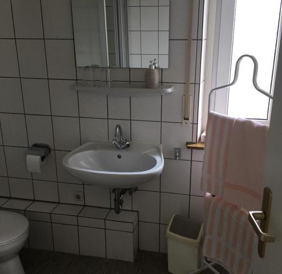غرفة قياسية ثلاثية, Gasthof Zur Alten Feuerwache
