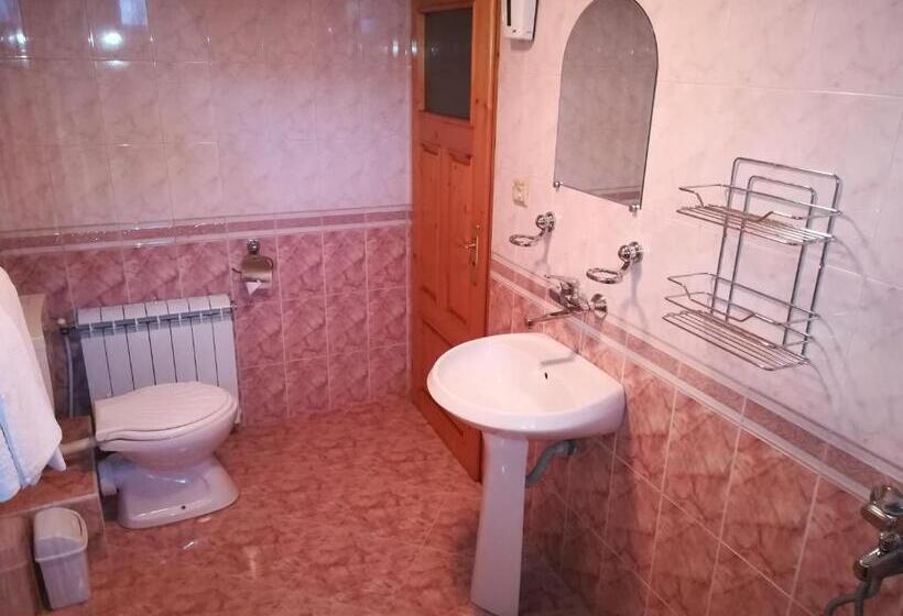 اتاق لوکس, Grancharova Guest House