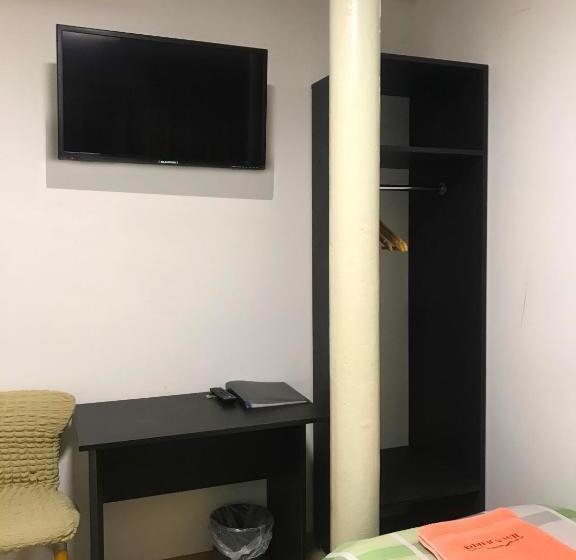 اتاق استاندارد سه نفره, Pension Haus Baron 2 Friedrichsfeld