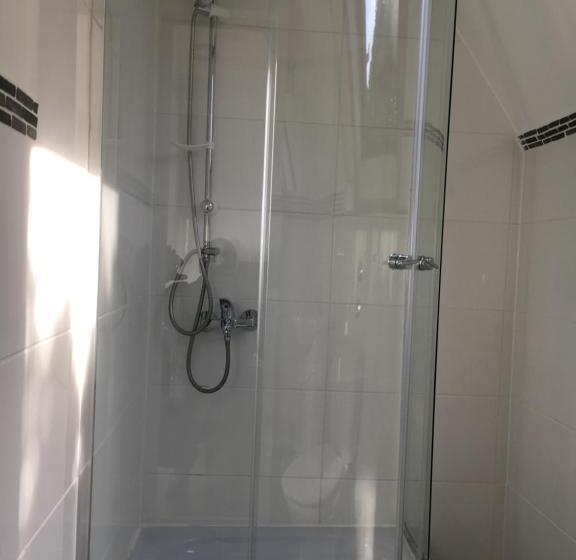 اتاق استاندارد سه نفره, Pension Haus Baron 2 Friedrichsfeld