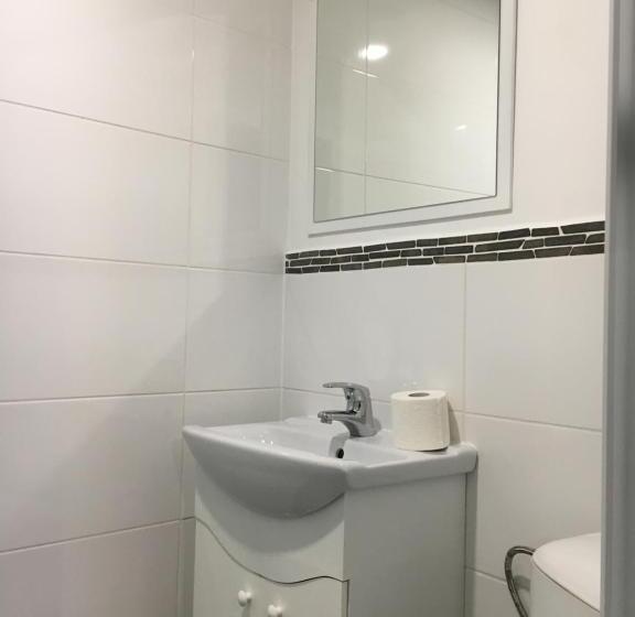 اتاق استاندارد یک نفره, Pension Haus Baron 2 Friedrichsfeld