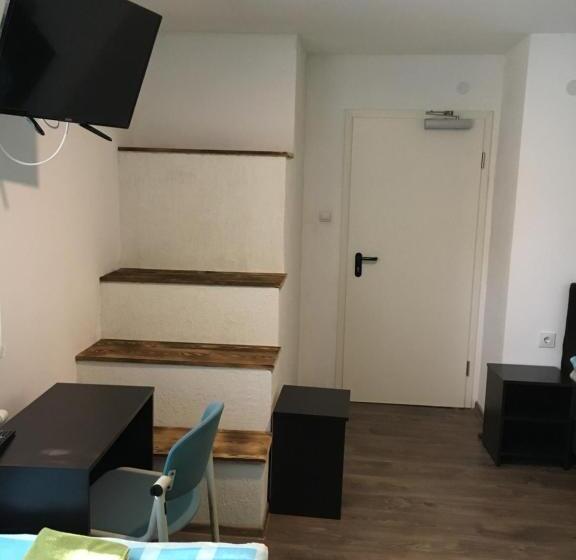 اتاق استاندارد, Pension Haus Baron 2 Friedrichsfeld
