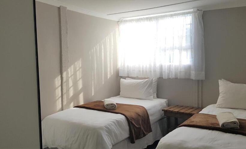 Family Suite, Kelzane Self Catering