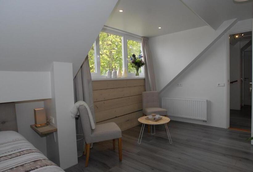 스탠다드 트리플 룸, B&b De Kaagse Boer