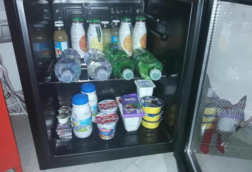 Номер Стандарт с Балконом, Affittacamere Erbagatta