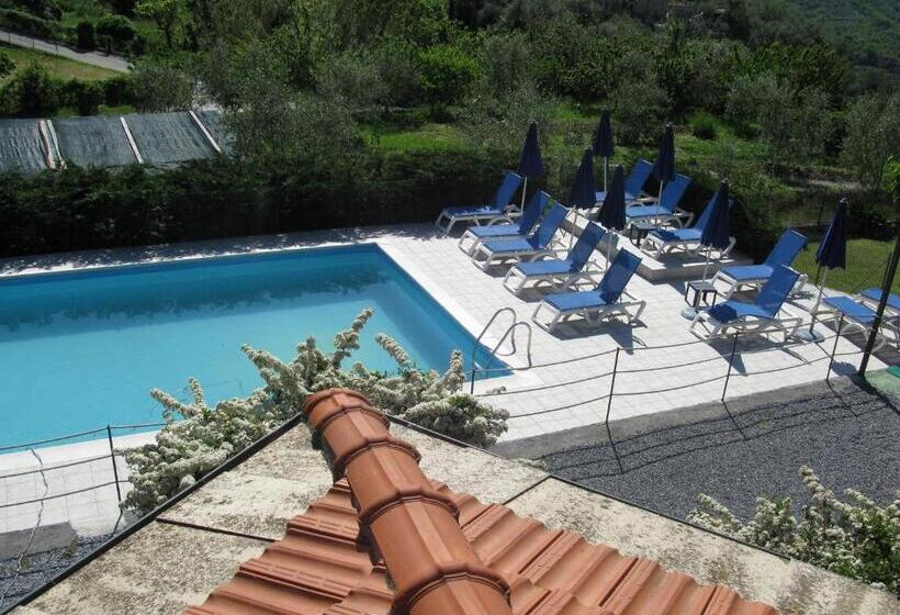 带1个卧室的带阳台的公寓, Agriturismo La Vigna