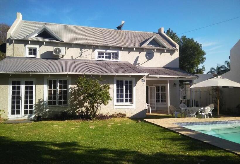 اتاق لوکس, Cottage Guesthouse