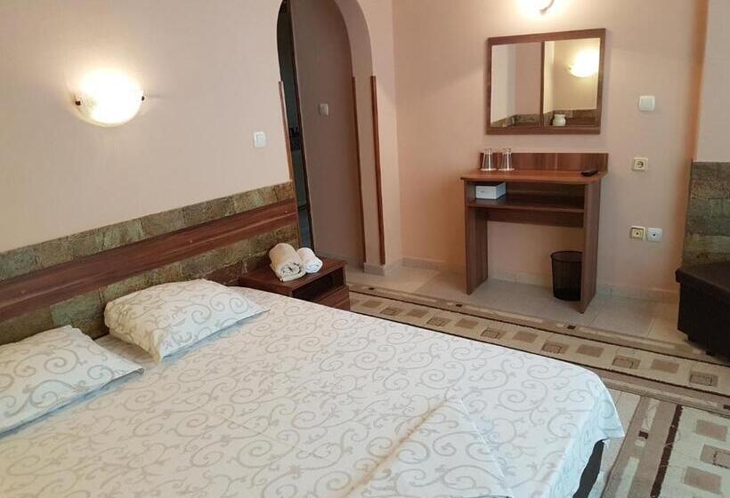 Номер Стандарт, Family Hotel Zhelkovi   Olympia