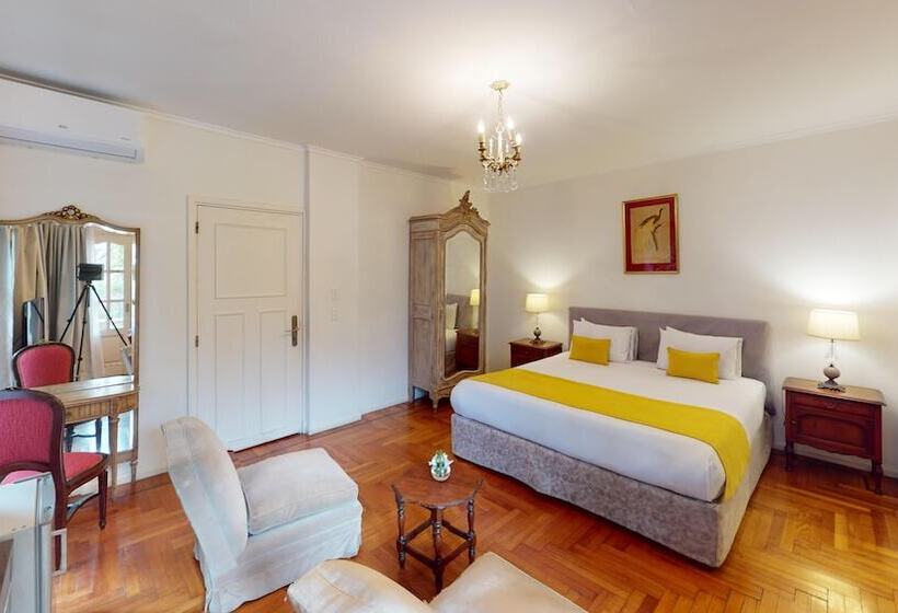 سوییت با چشم‌انداز باغ, Bens L Hôtel Palermo