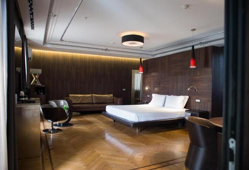 مجموعه ویستا شهر, Divina Luxury