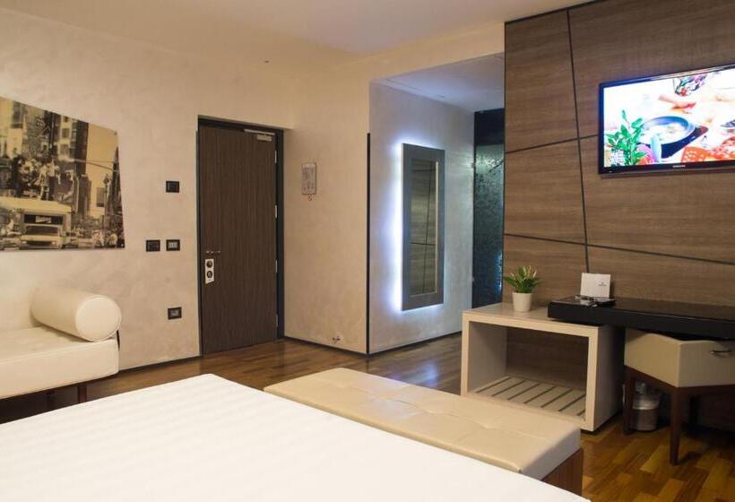 اتاق لوکس, Divina Luxury