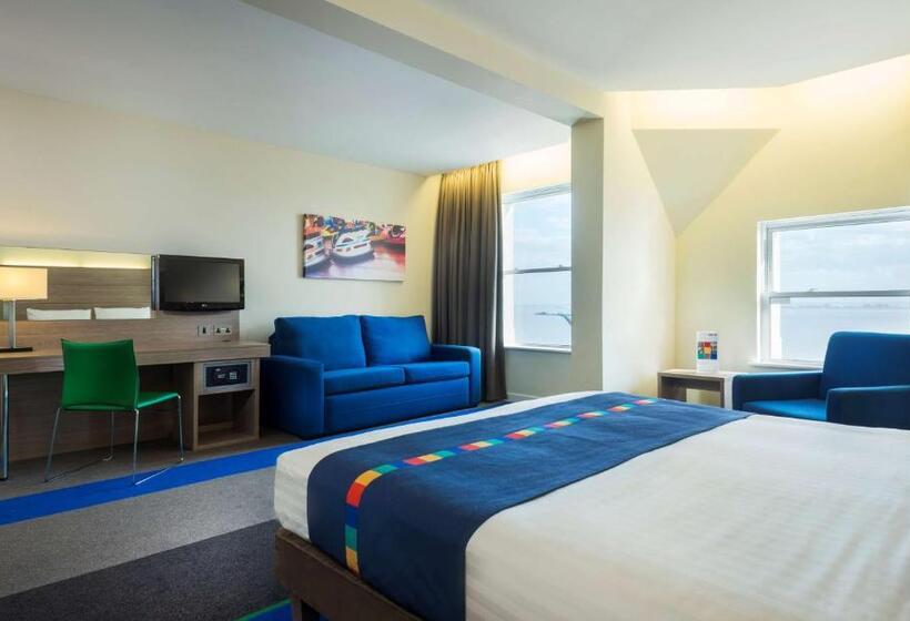 ファミリールーム, Park Inn By Radisson Palace
