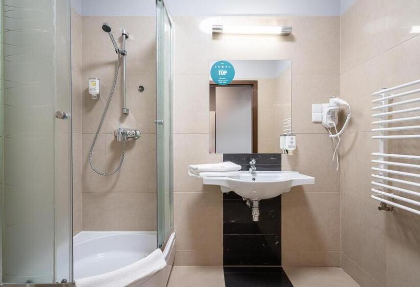 Номер Economy, Sofia By The Railway Station Wroclaw