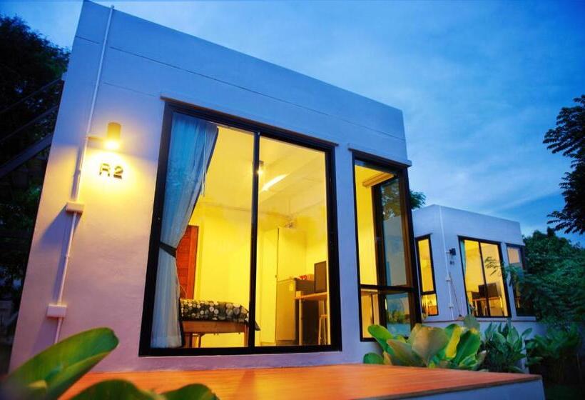 بانگلوی استاندارد, Rivercreek Estate