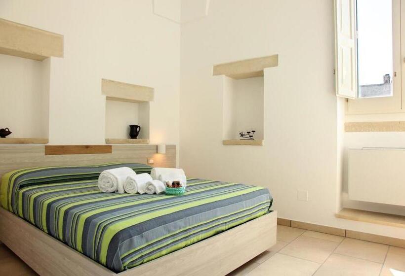 Номер Стандарт, Manipinta B&b