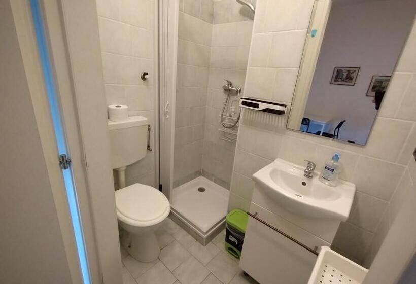 Номер Стандарт с Балконом, Easyroom Schio