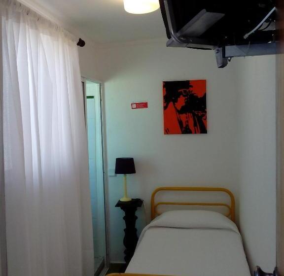 Quarto Estandar Individual, Residência Matos Pereira