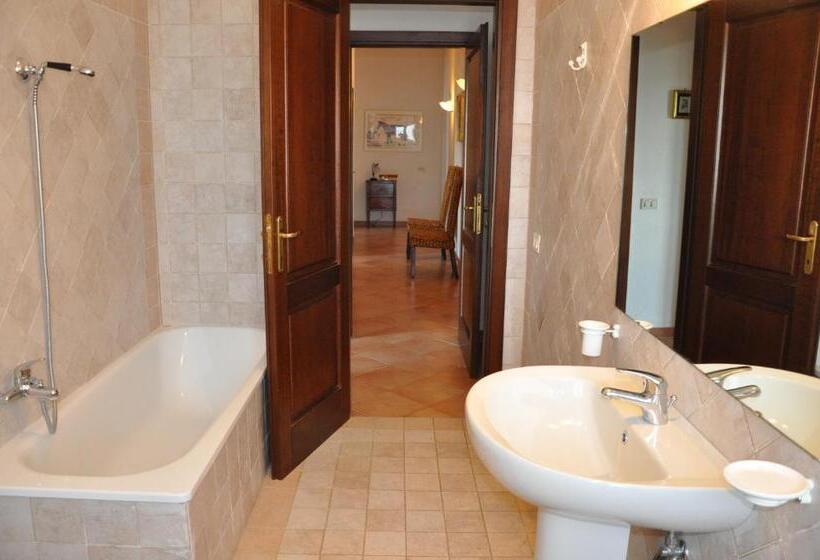 Апартаменты 3 Спальни, Campocane Oaks