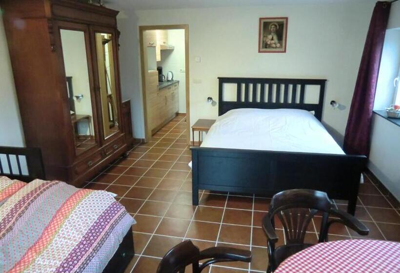 Студия Стандарт, B&b Au Coeur De Villers