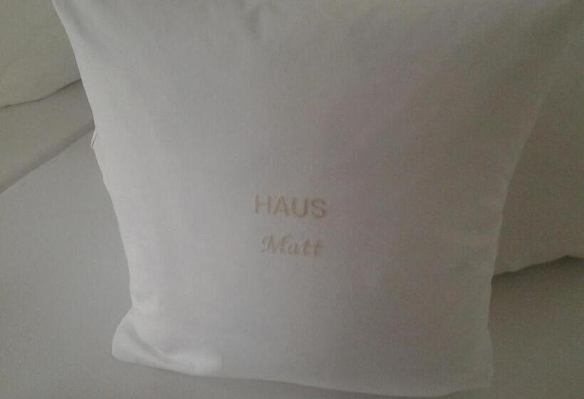 Апартаменты 2 Спальни с Балконом, Haus Matt