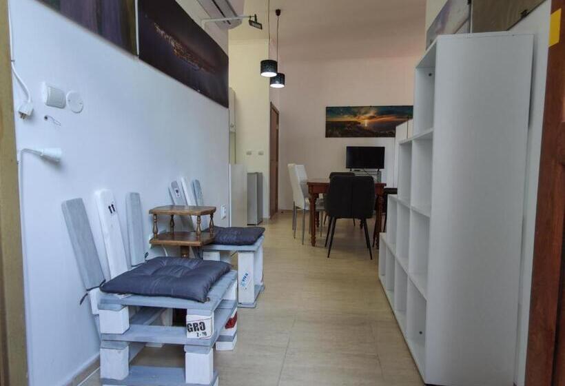 Апартаменты Deluxe 1 Спальня, Zornica Guest House