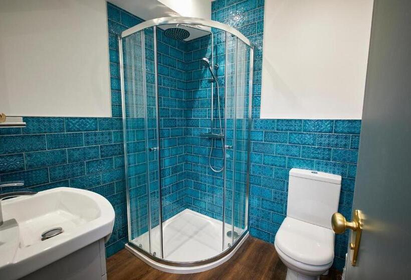 Студия Стандарт, Three Cranes Serviced Apartments
