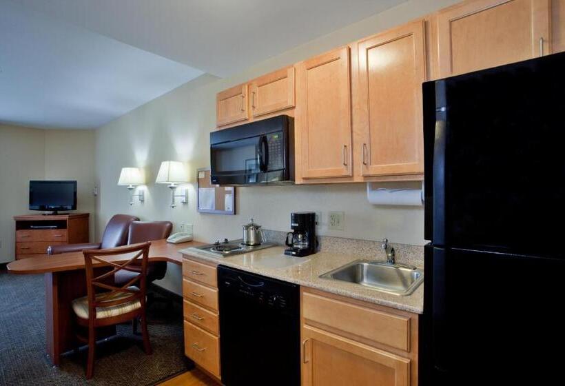 Студия Deluxe, Candlewood Suites Norfolk Airport, An Ihg