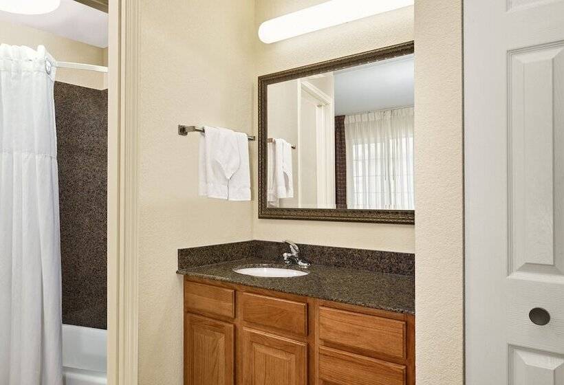 Студия Стандарт, Staybridge Suites Milwaukee Airport South, An Ihg