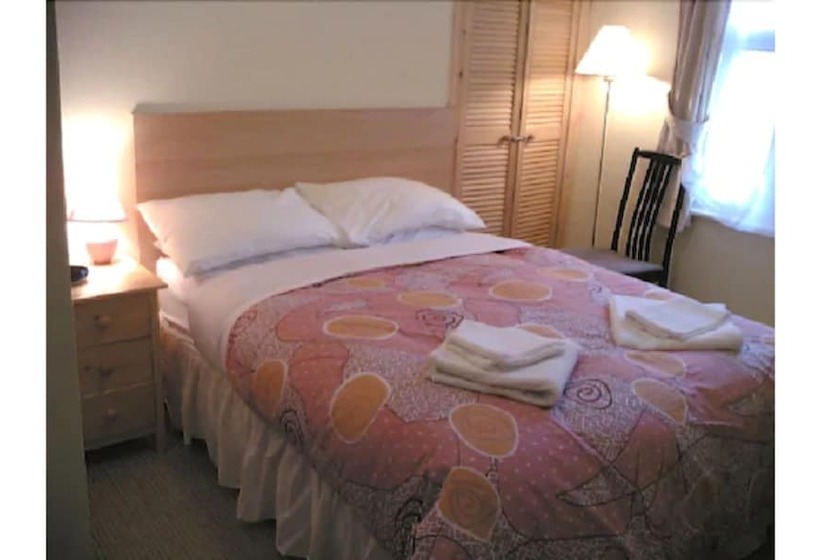 Номер Стандарт, Amazon Guest House