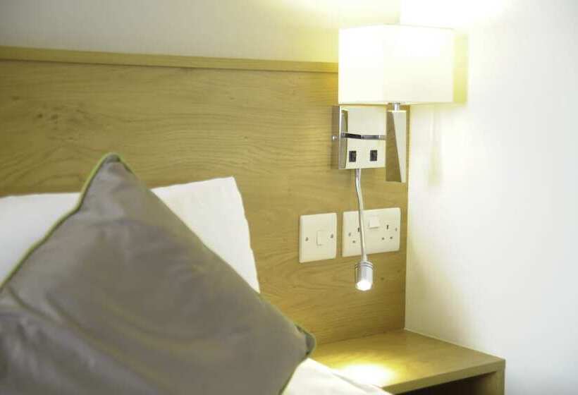 Четырехместный Номер Стандарт, Kings Cross Inn