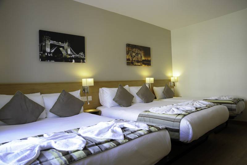 Семейный Номер, Kings Cross Inn