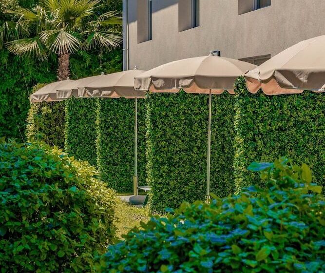 Номер Стандарт Трехместный, Hôtel Villa Sophia   Adults Only July And August