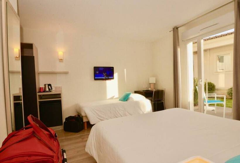 Номер Стандарт с Террасой, Hôtel Villa Sophia   Adults Only July And August