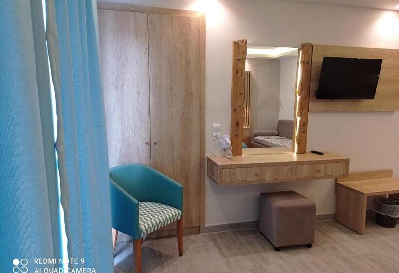 سوئیت خانواده 2 خوابه, Iniohos Zante Hotel & Suites