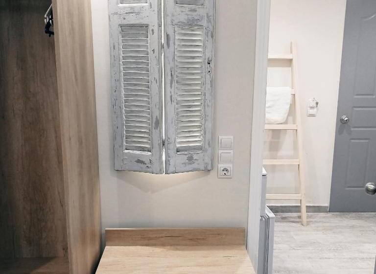 سوئیت خانواده 2 خوابه, Iniohos Zante Hotel & Suites